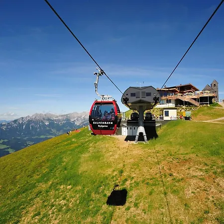 בית נופש In Near Skiwelt Slopes